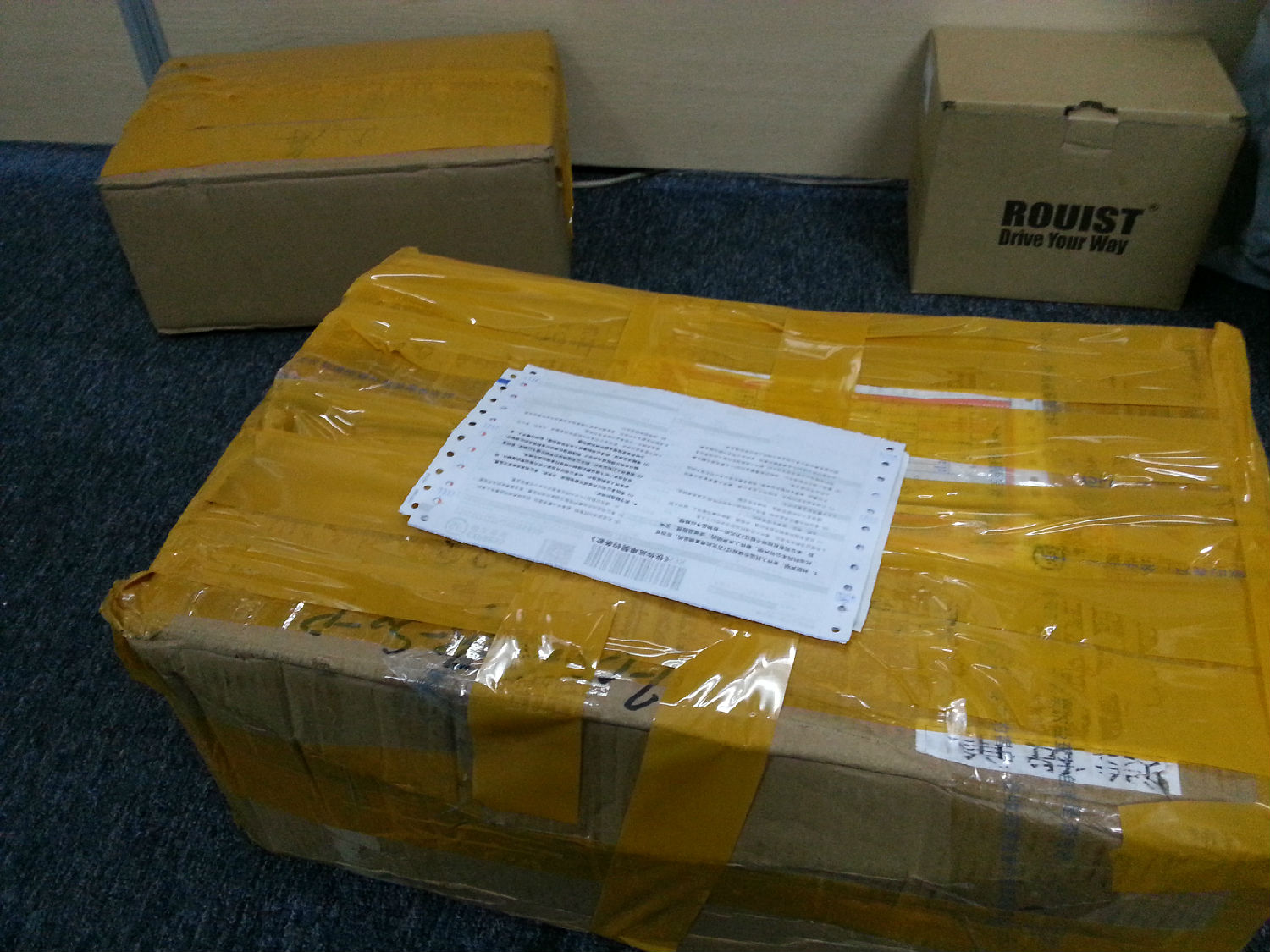 東莞客戶訂購的P+F傳感器已經(jīng)發(fā)貨！